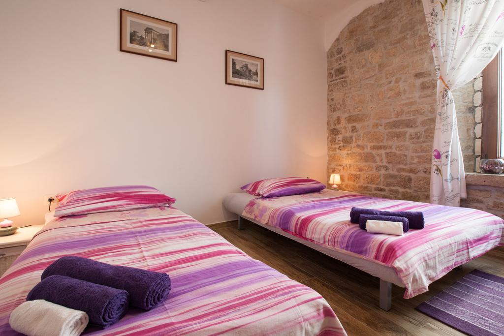 Apartment Irma Pula Extérieur photo