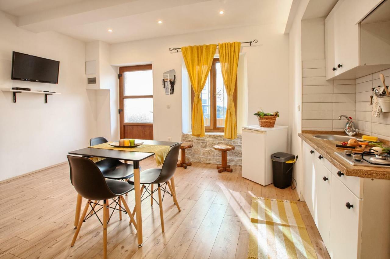Apartment Irma Pula Extérieur photo